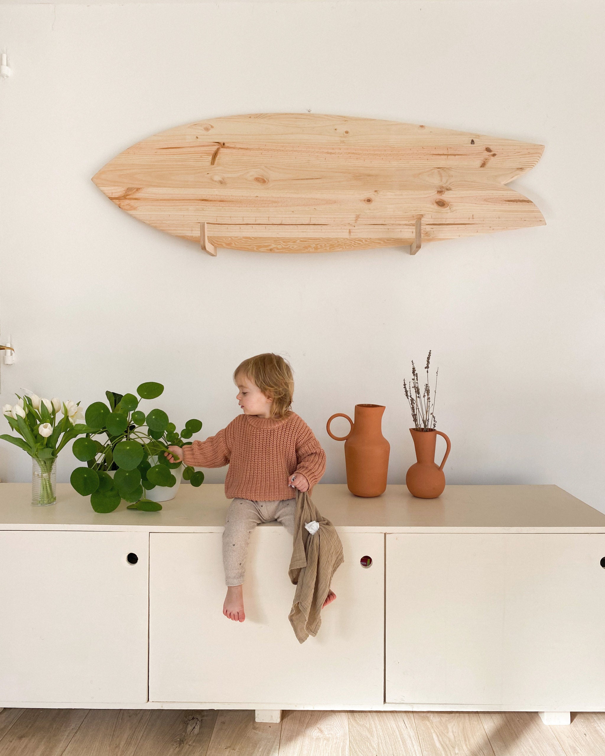 Planche de surf de décoration en bois naturel