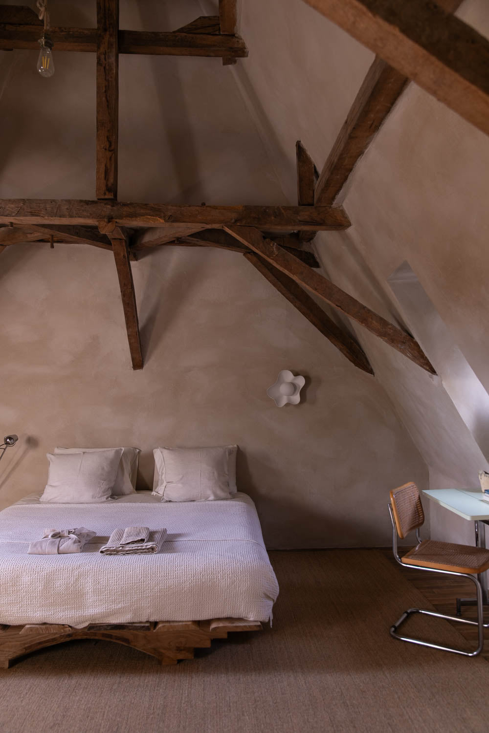 Applique en béton LITTLE ANANA x ZURI OBJETS