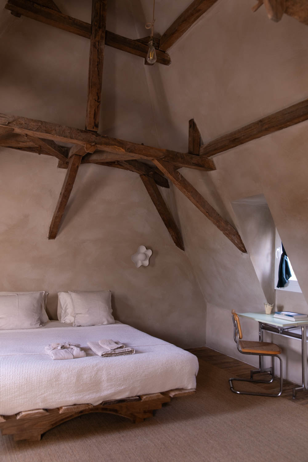 Applique en béton LITTLE ANANA x ZURI OBJETS