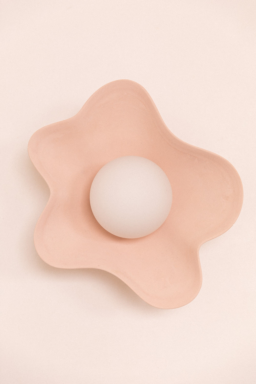 Applique en béton LITTLE ANANA x ZURI OBJETS