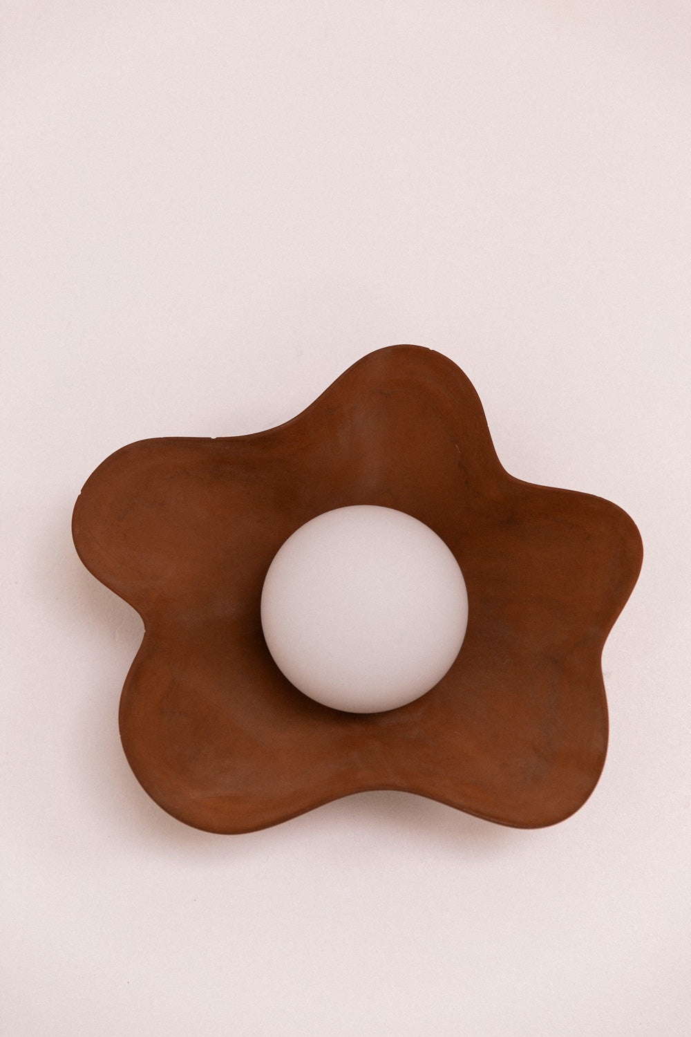 Applique en béton LITTLE ANANA x ZURI OBJETS