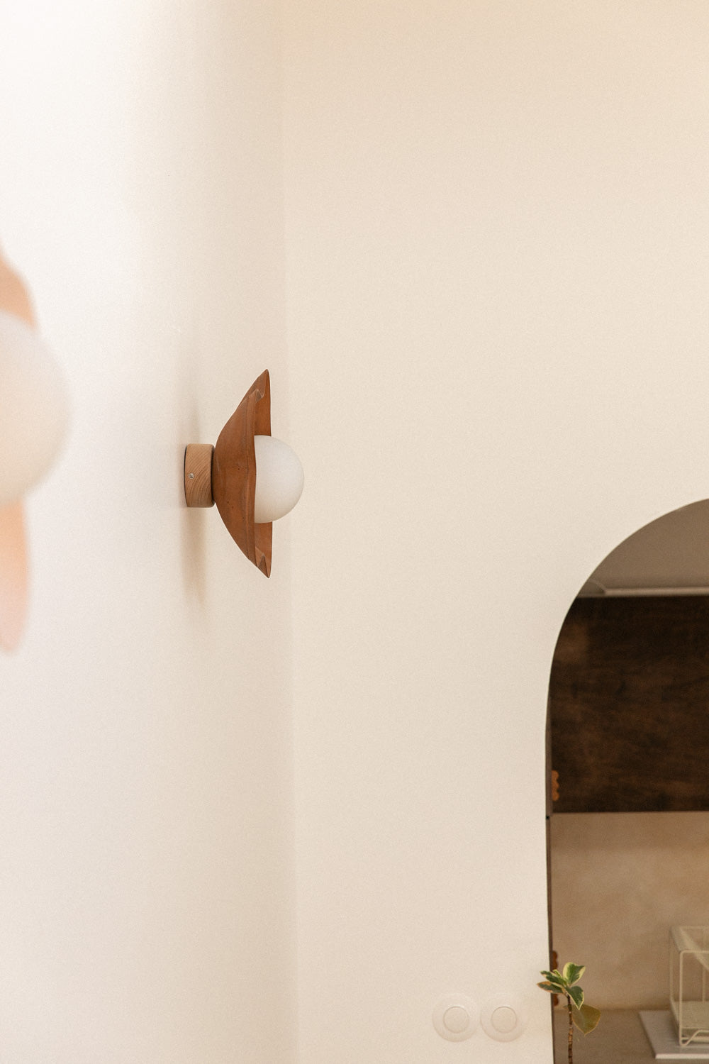 Applique en béton LITTLE ANANA x ZURI OBJETS