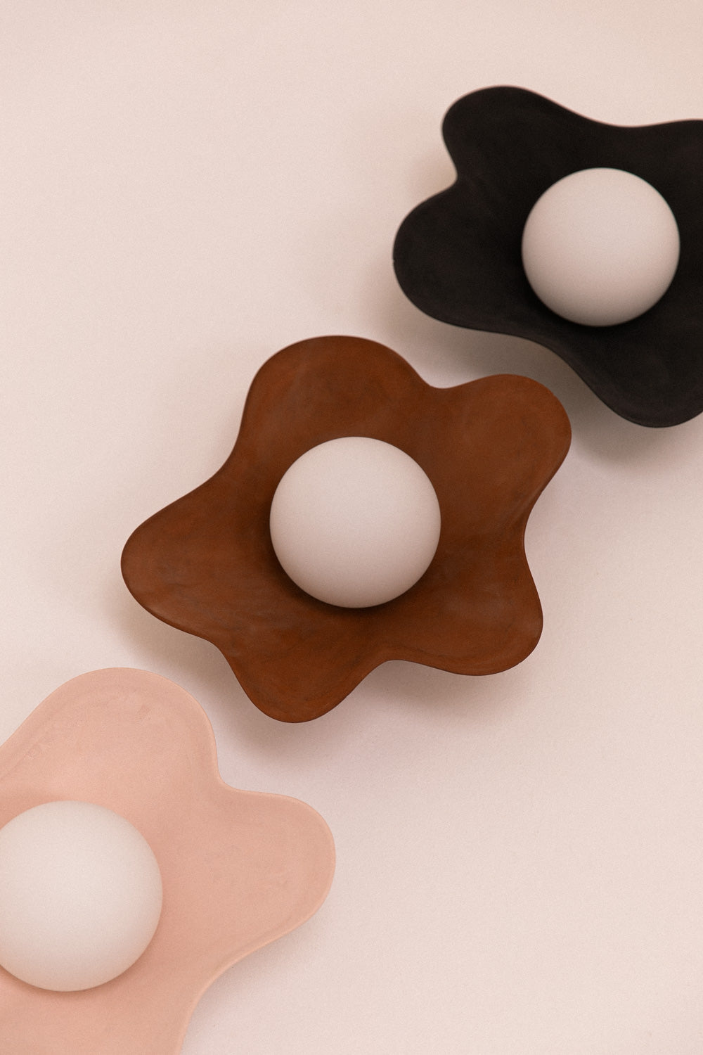 Applique en béton LITTLE ANANA x ZURI OBJETS