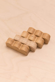 Bouton de meuble ondulé en chêne Imparfait