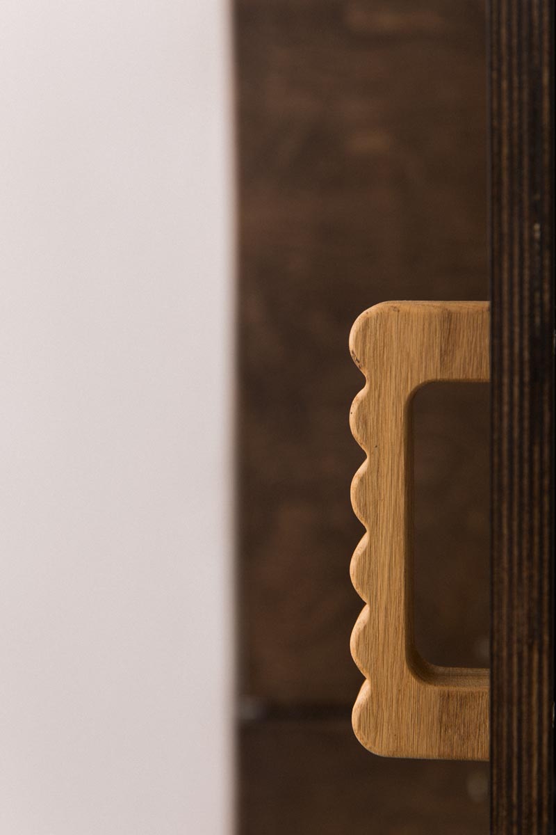 Poignée ondulée en chêne