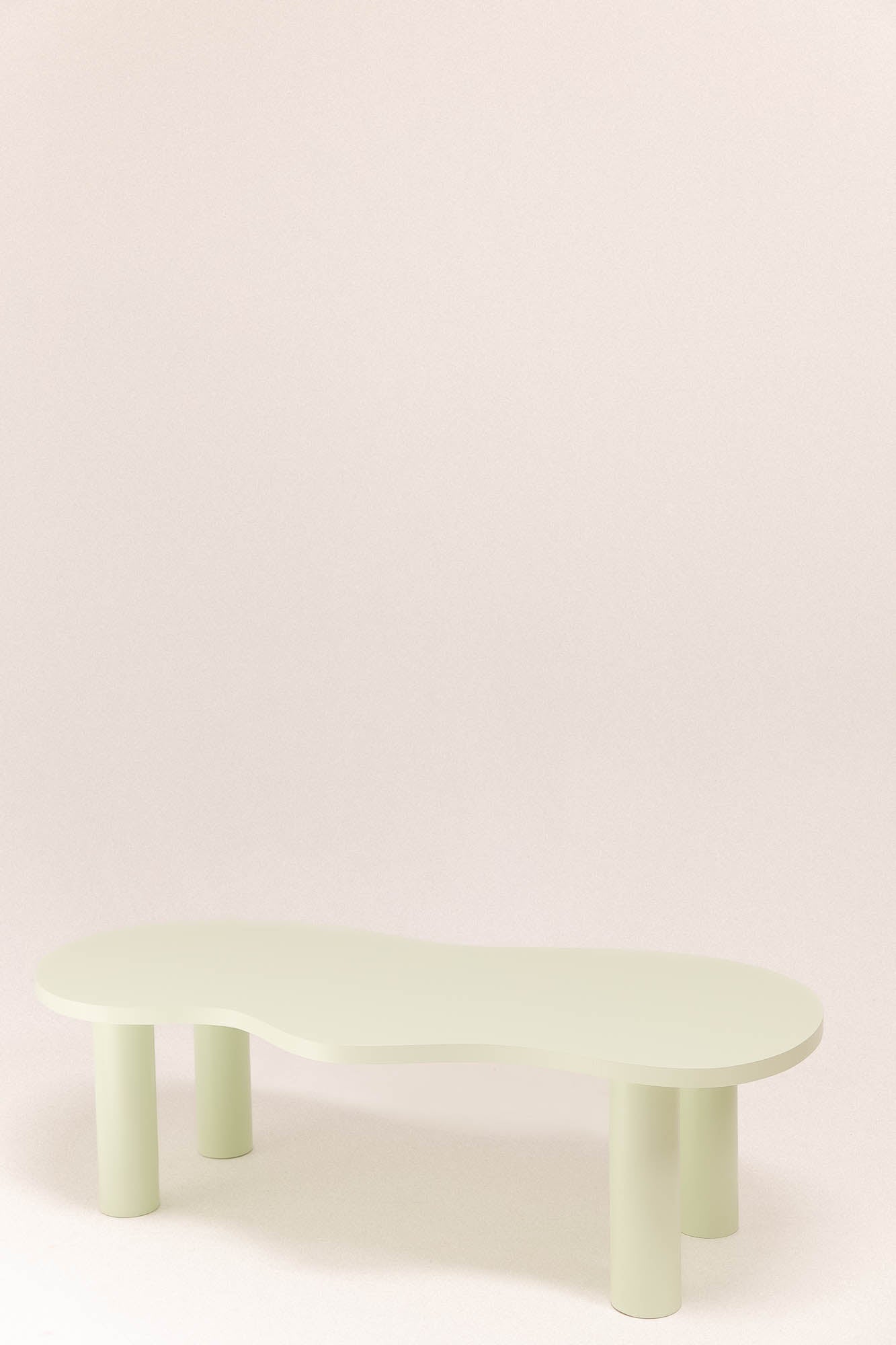 Grande table basse HARICOT colorée