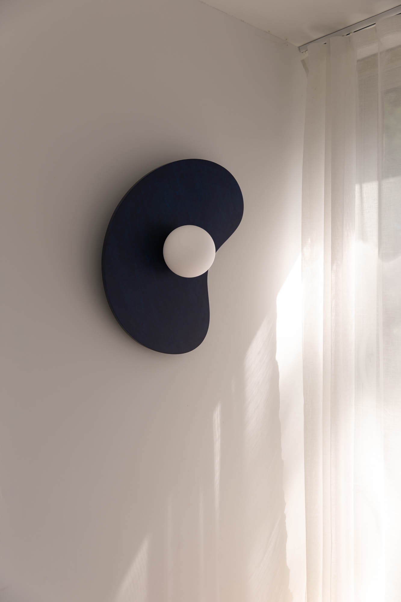 Grande applique murale EDAMAME bleu imparfaite