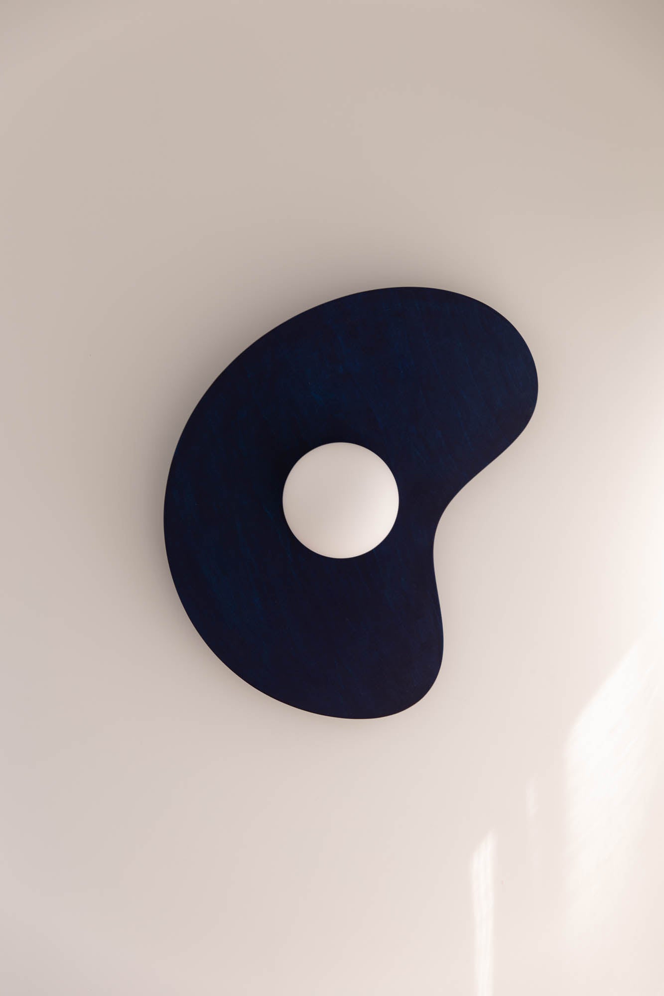 Grande applique murale EDAMAME bleu imparfaite