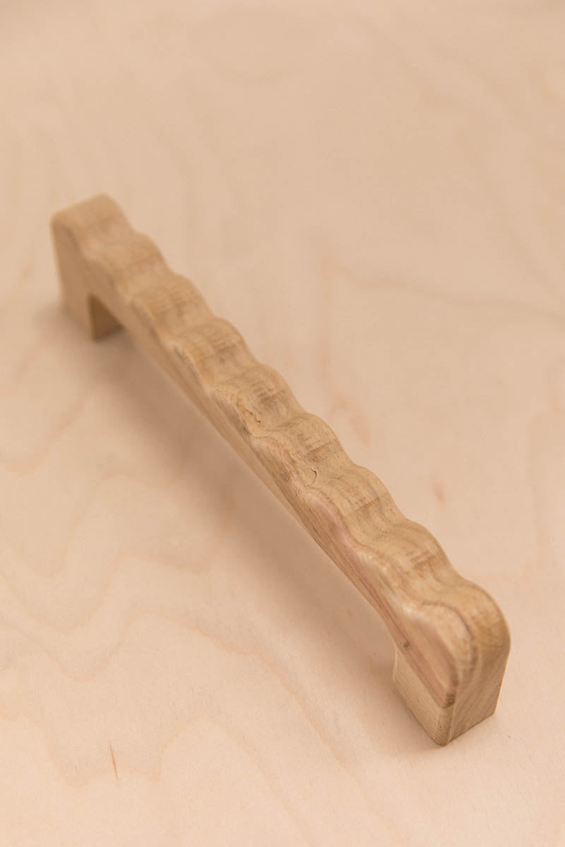 Large imperfect wavy oak handle