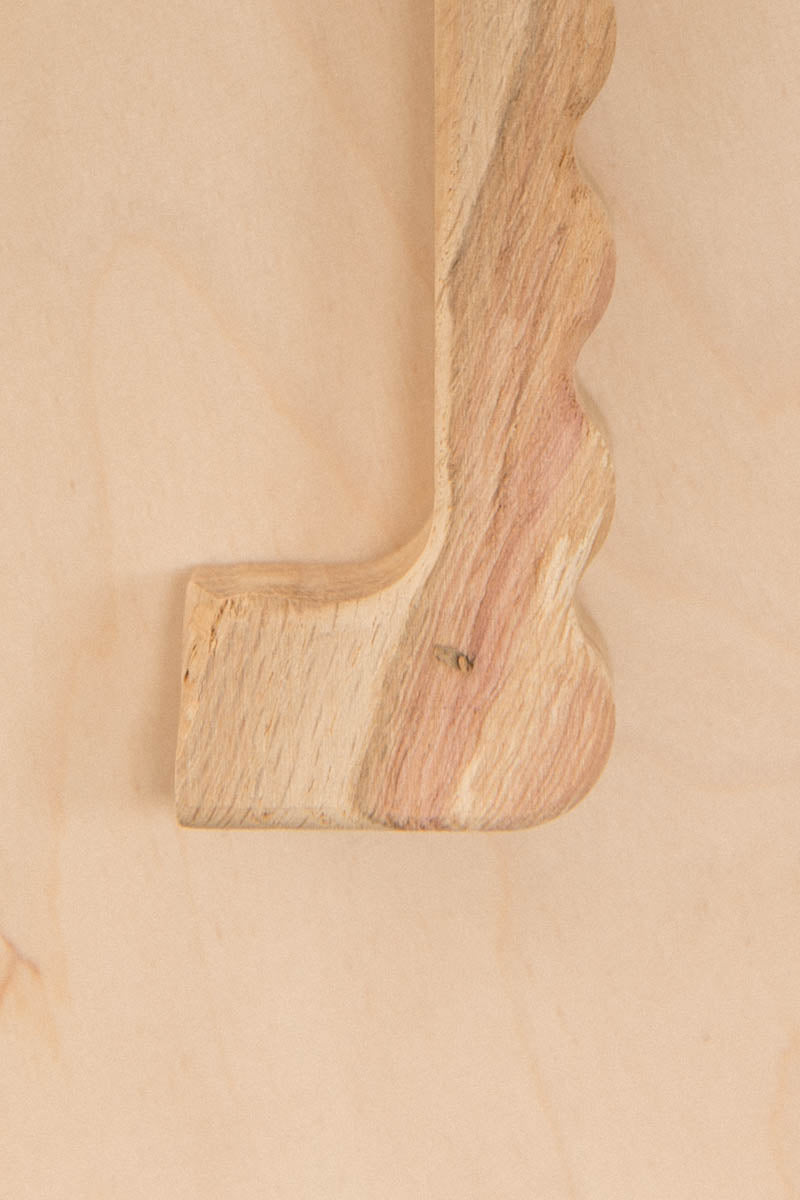 Large imperfect wavy oak handle