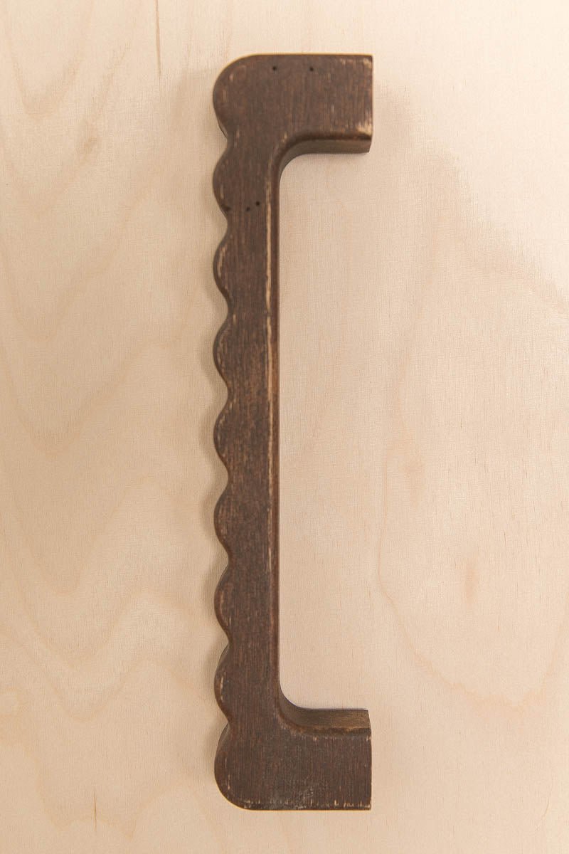 Large imperfect wavy oak handle