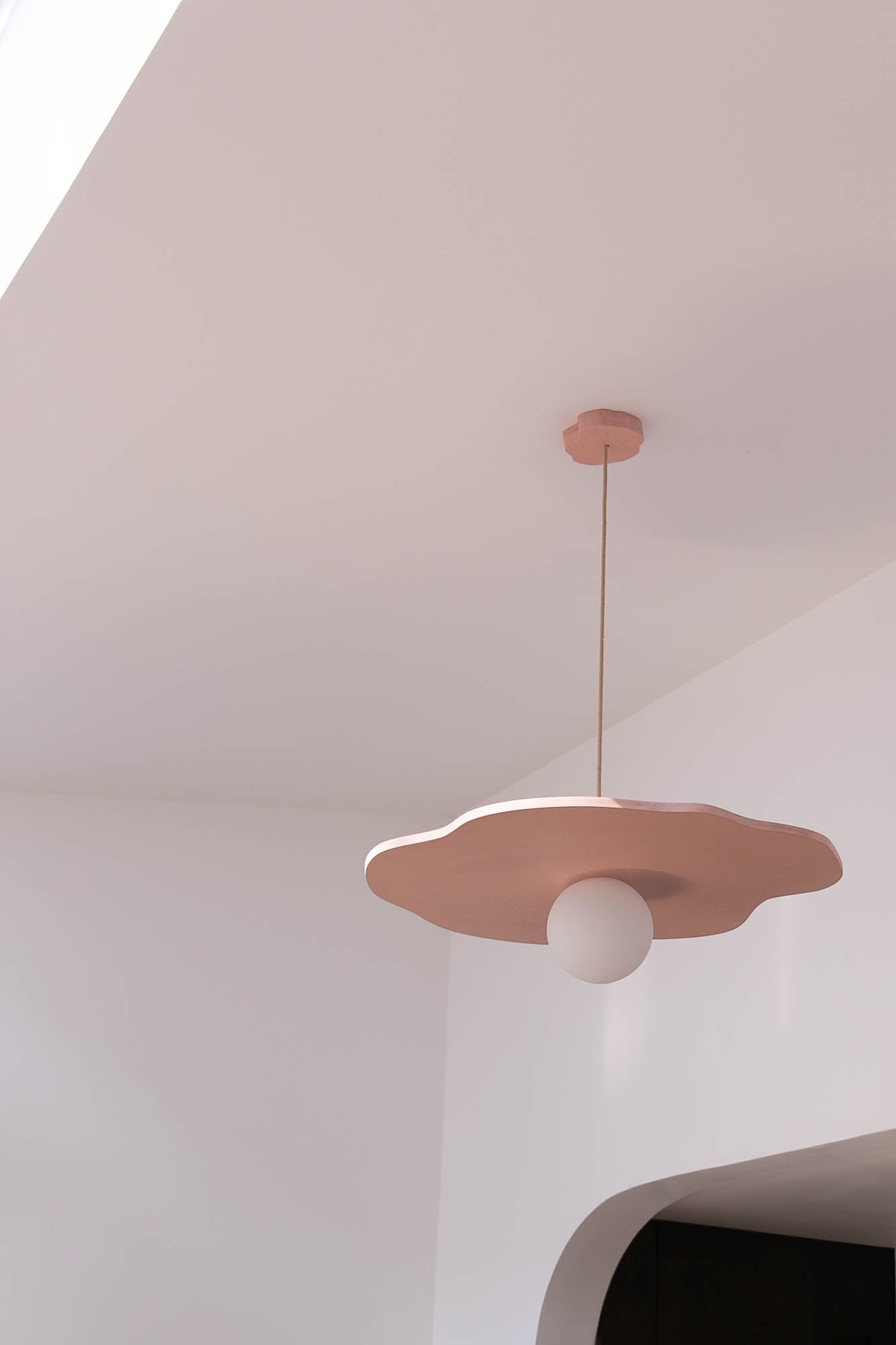 Grande suspension NENUPHAR colorée