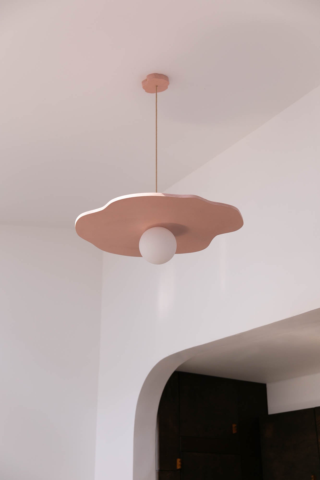 Grande suspension NENUPHAR colorée