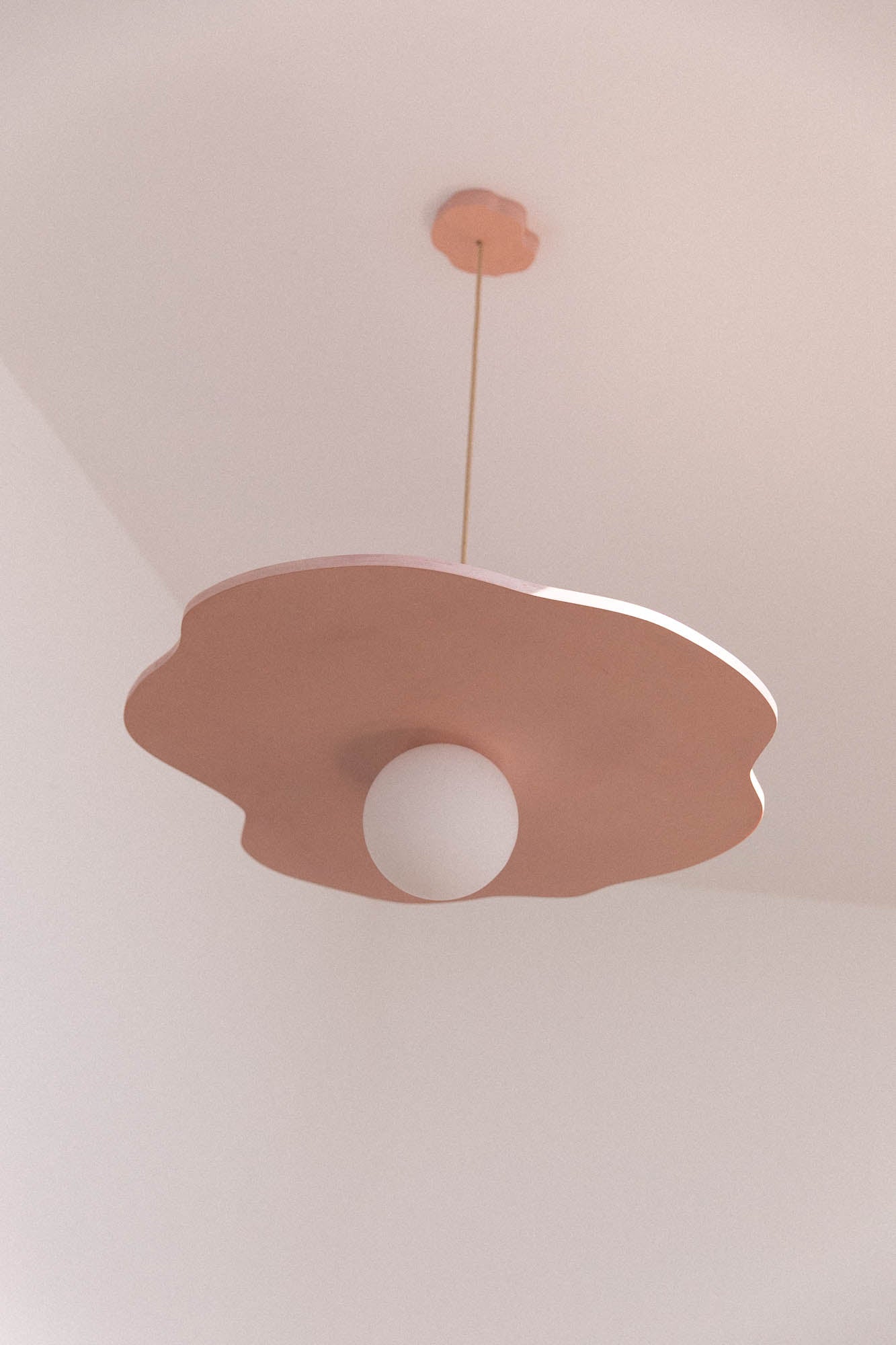 Grande suspension NENUPHAR colorée