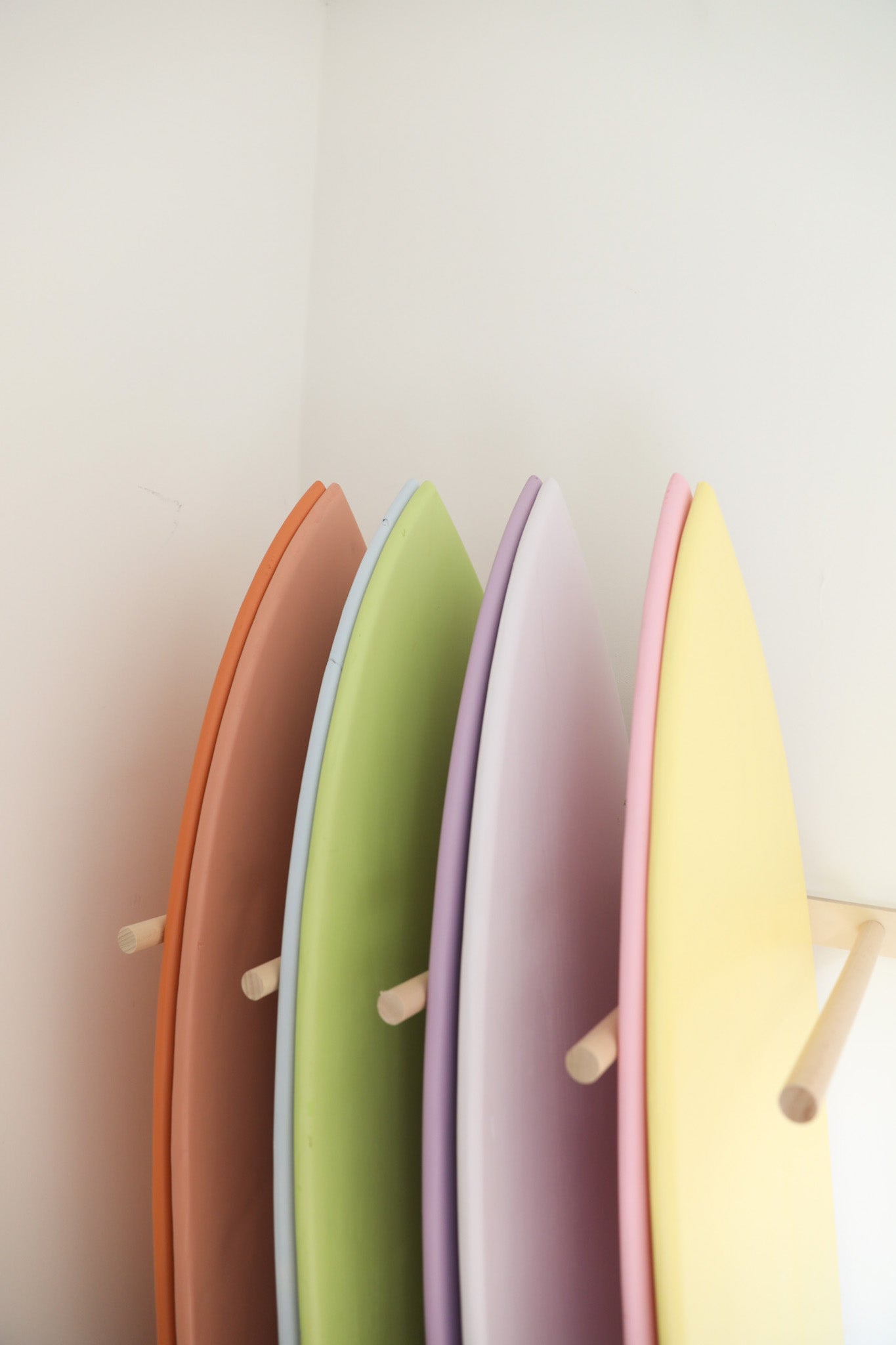 Support mural multiple pour planches de surf