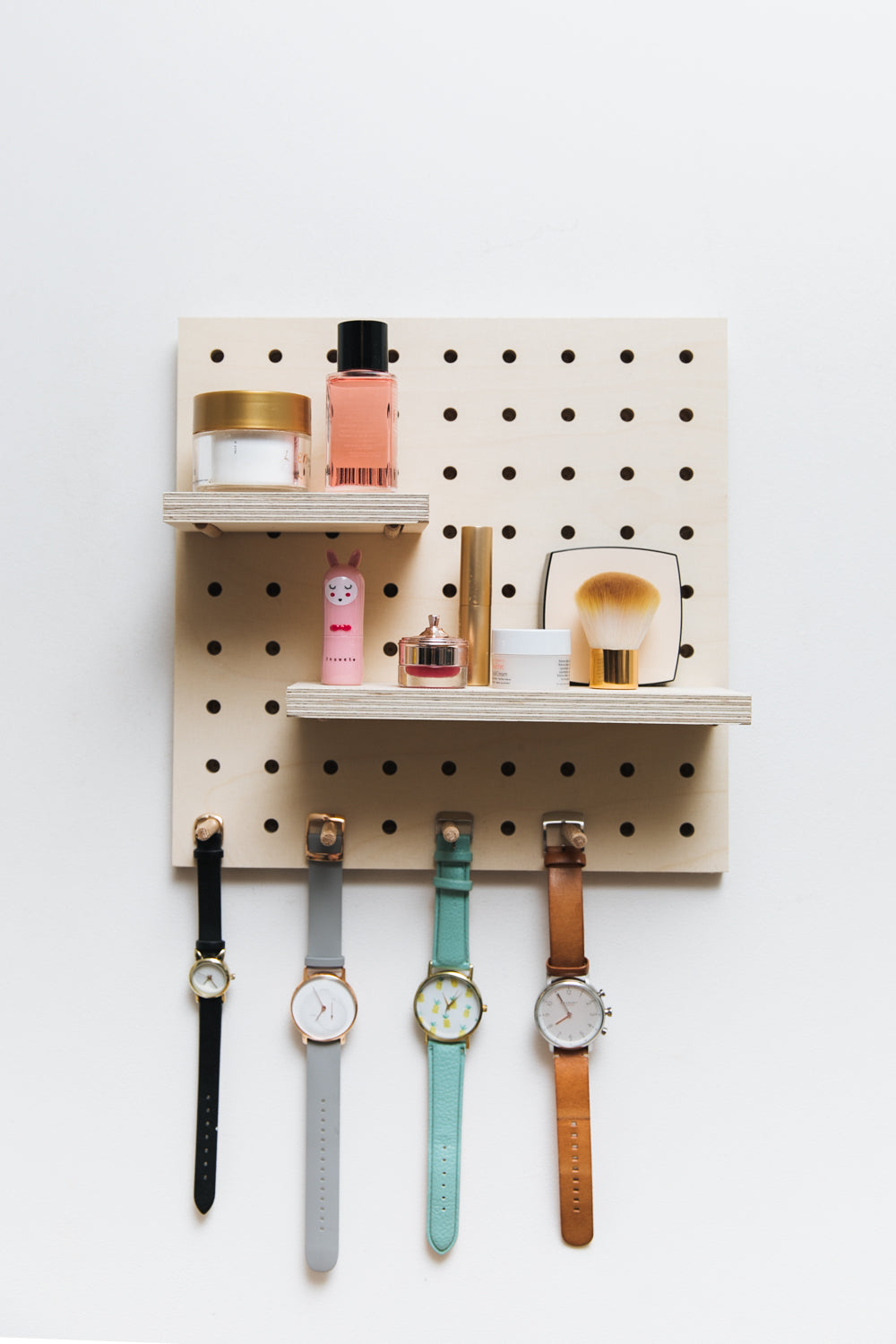 Medium square pegboard