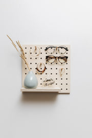 Medium square pegboard