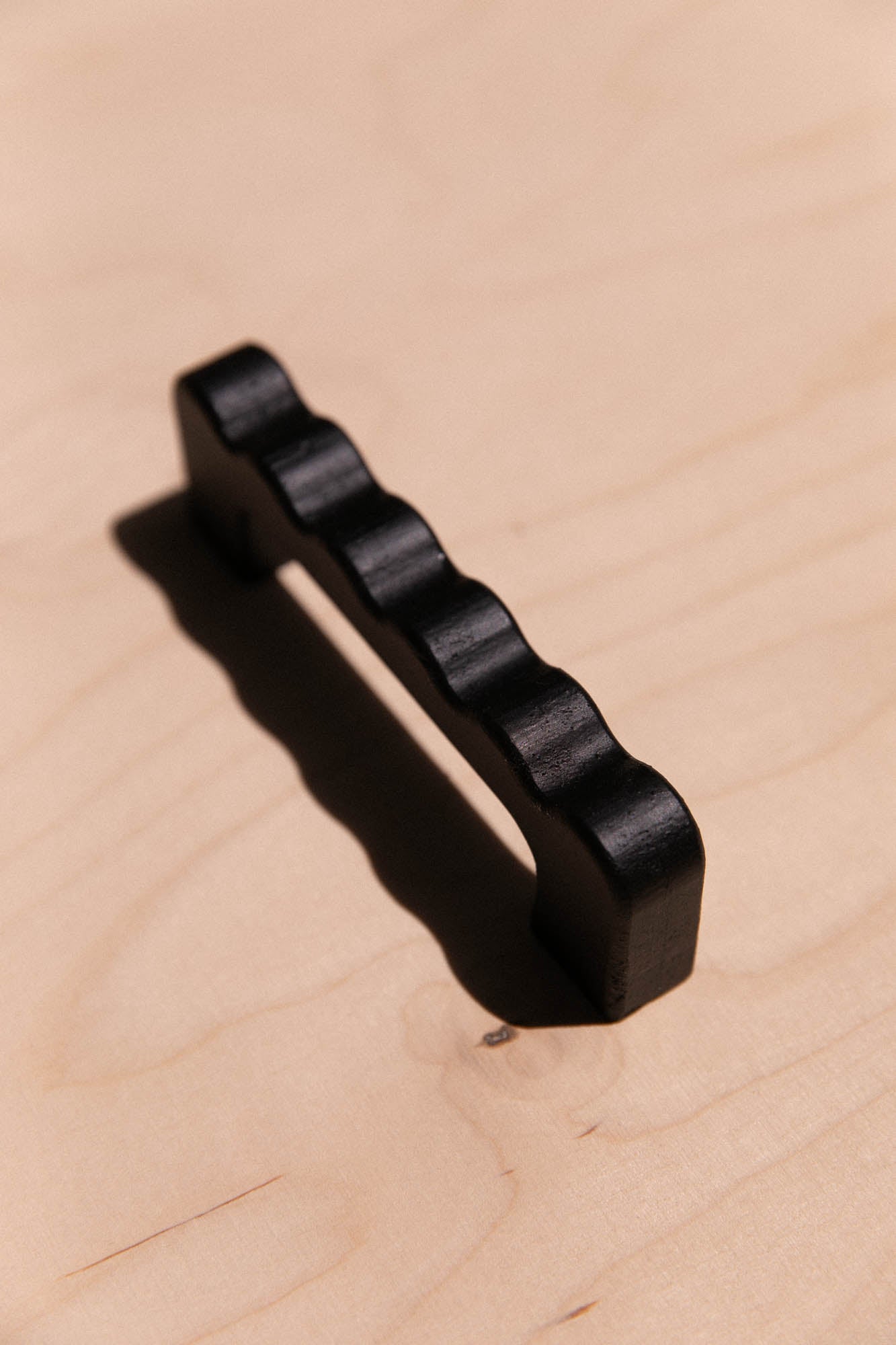 Poignée ondulée en chêne