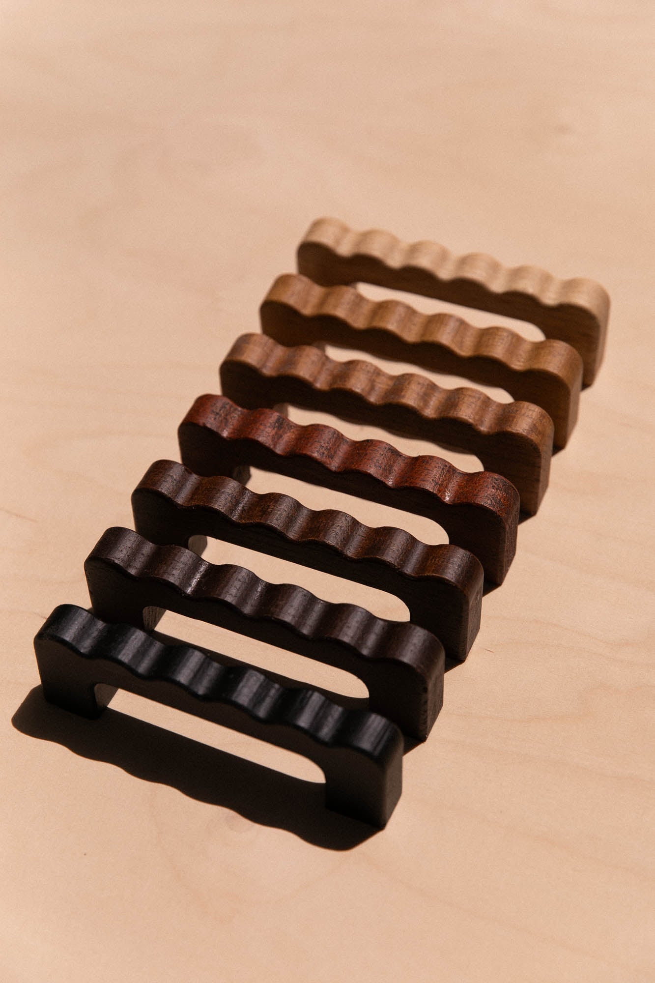 Poignée ondulée en chêne