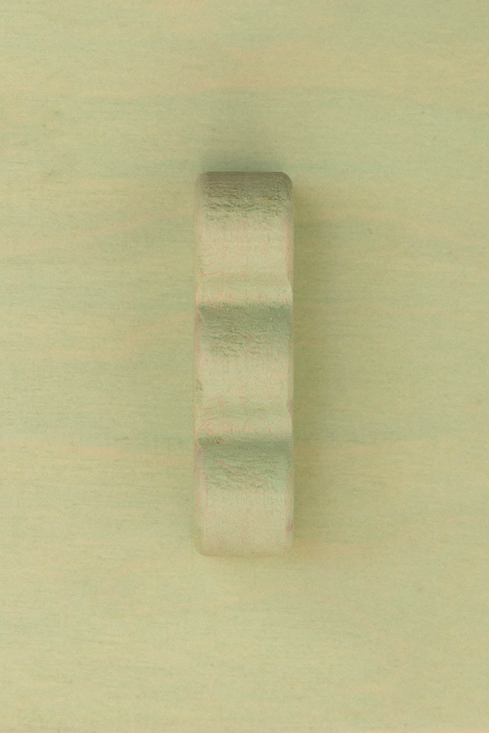 Bouton de meuble ondulé coloré