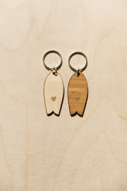 Porte-clés Surf motif coeur Bois