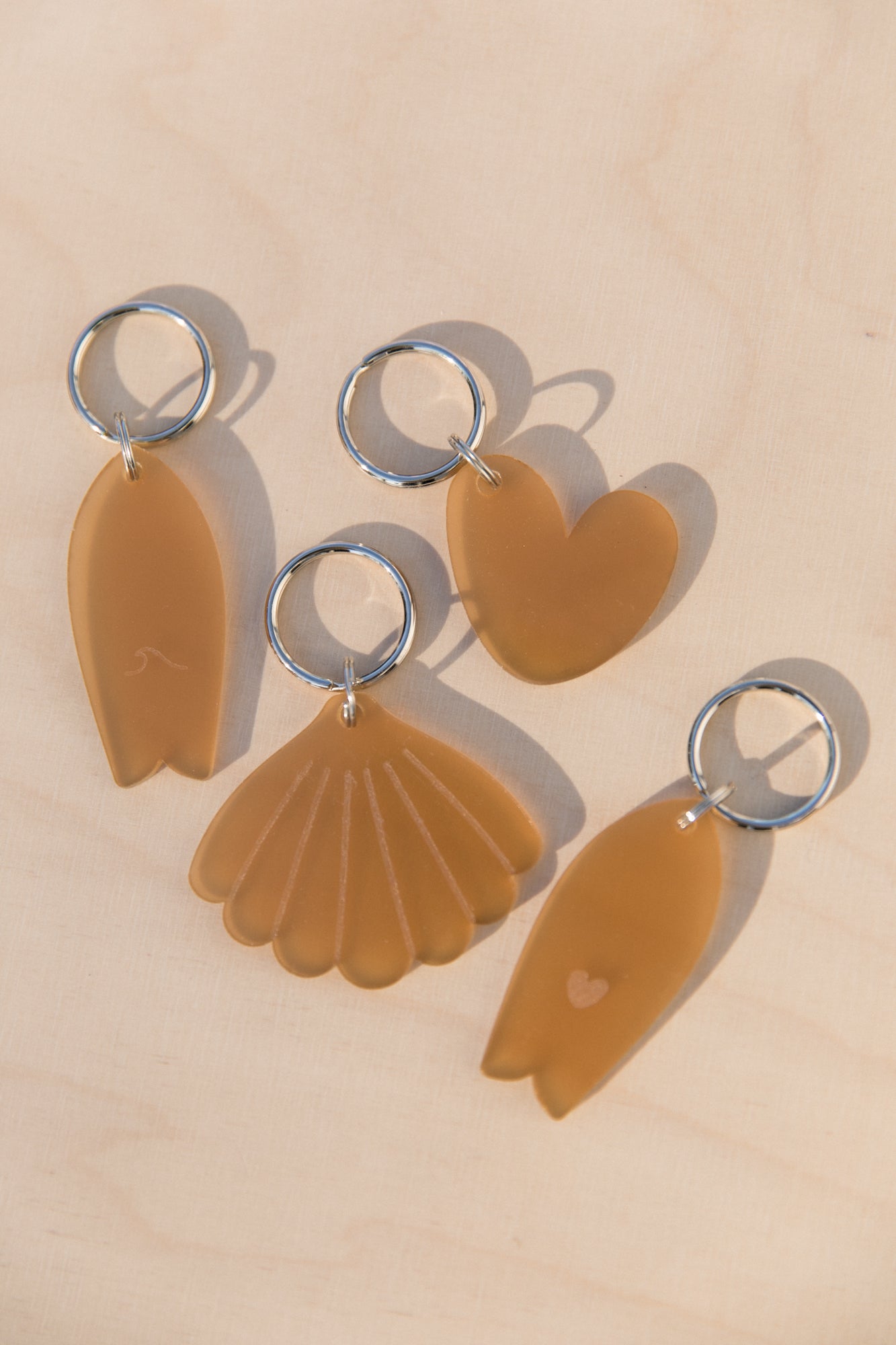Bioplastic Heart Pattern Surf Keychain