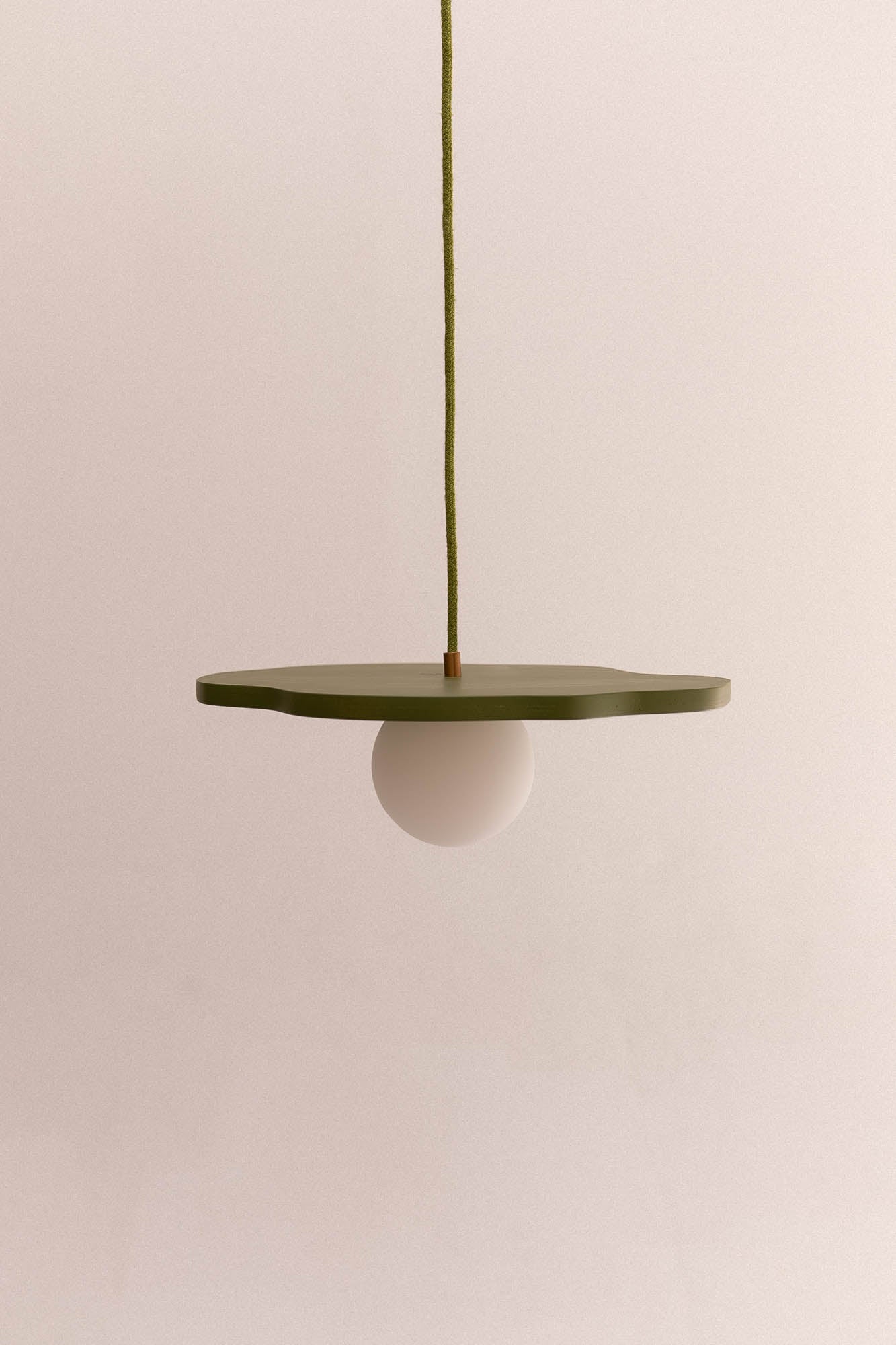 Petite suspension NENUPHAR colorée