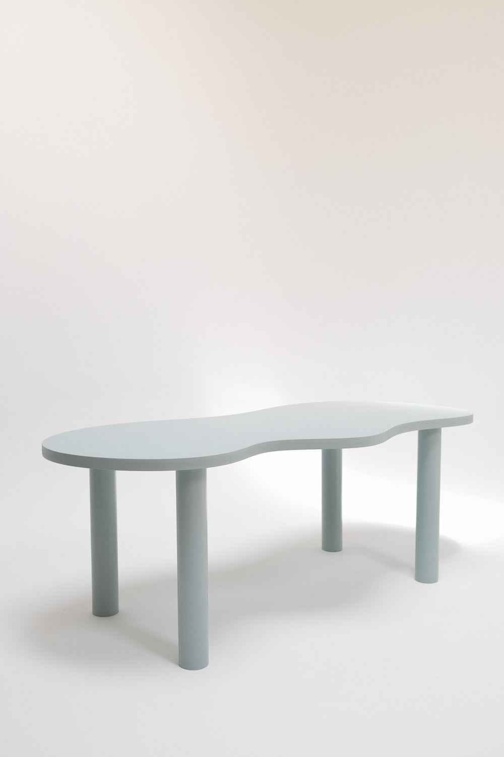 Table à manger HARICOT colorée