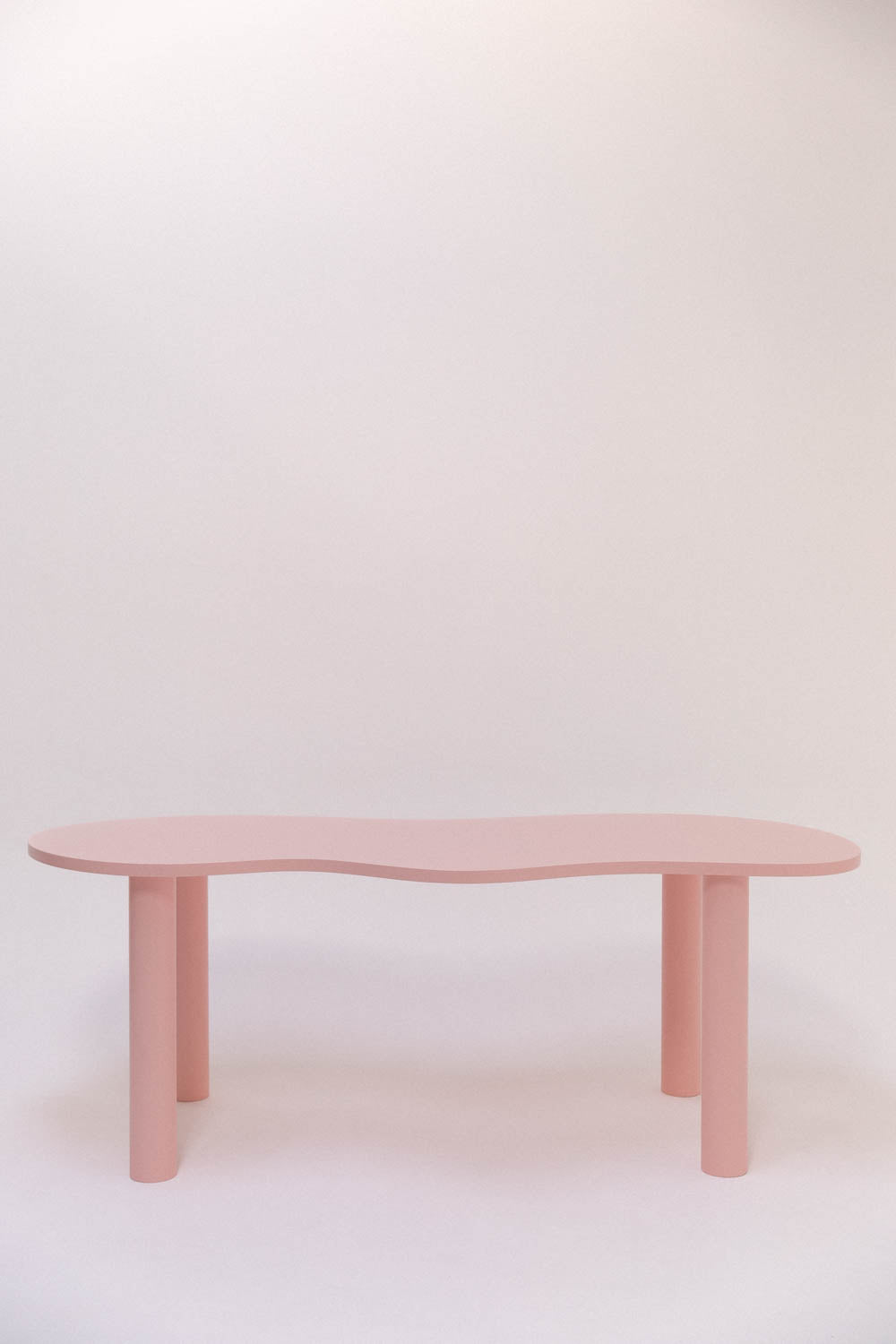 Table à manger HARICOT colorée