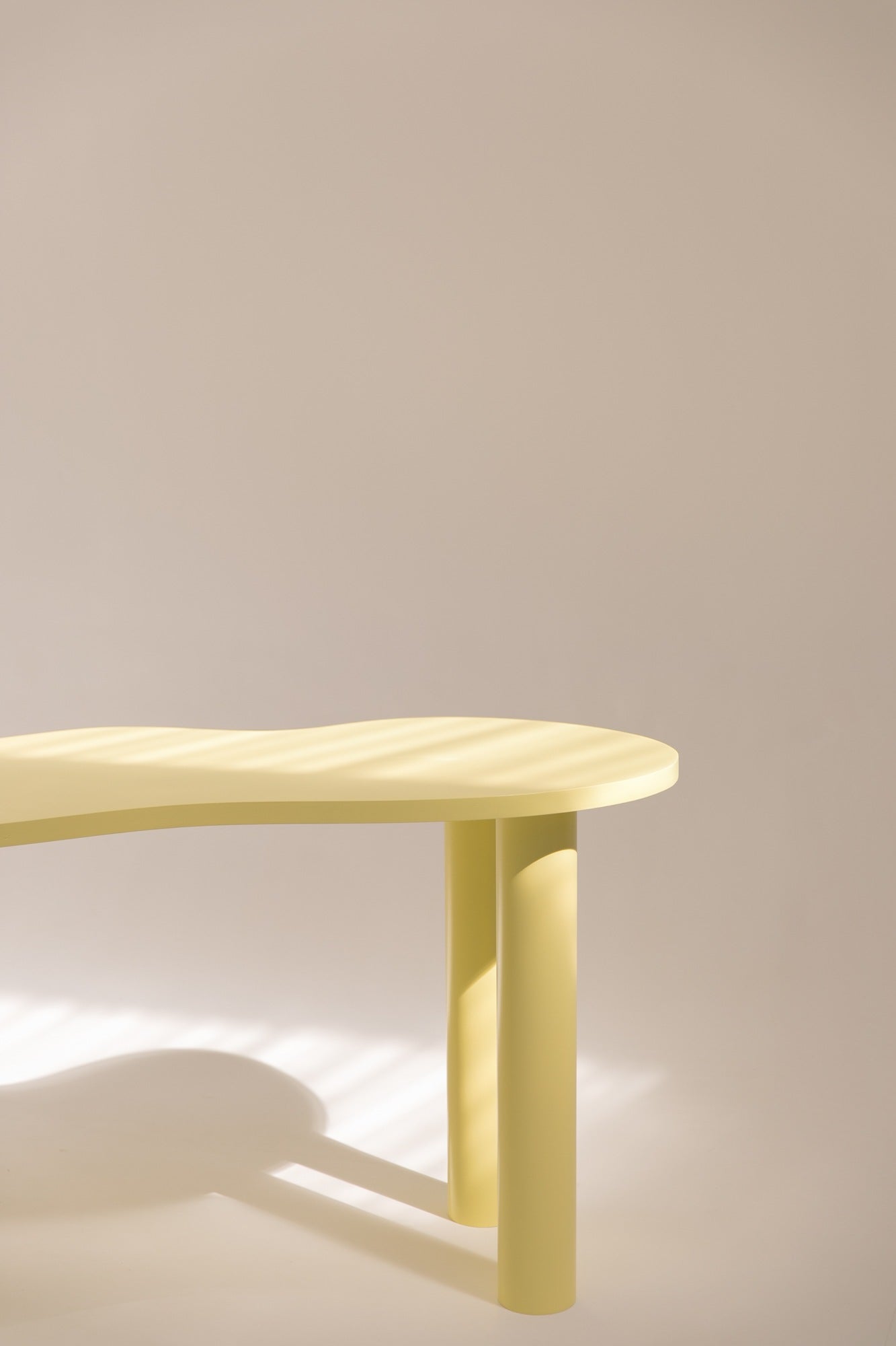 Bureau HARICOT coloré