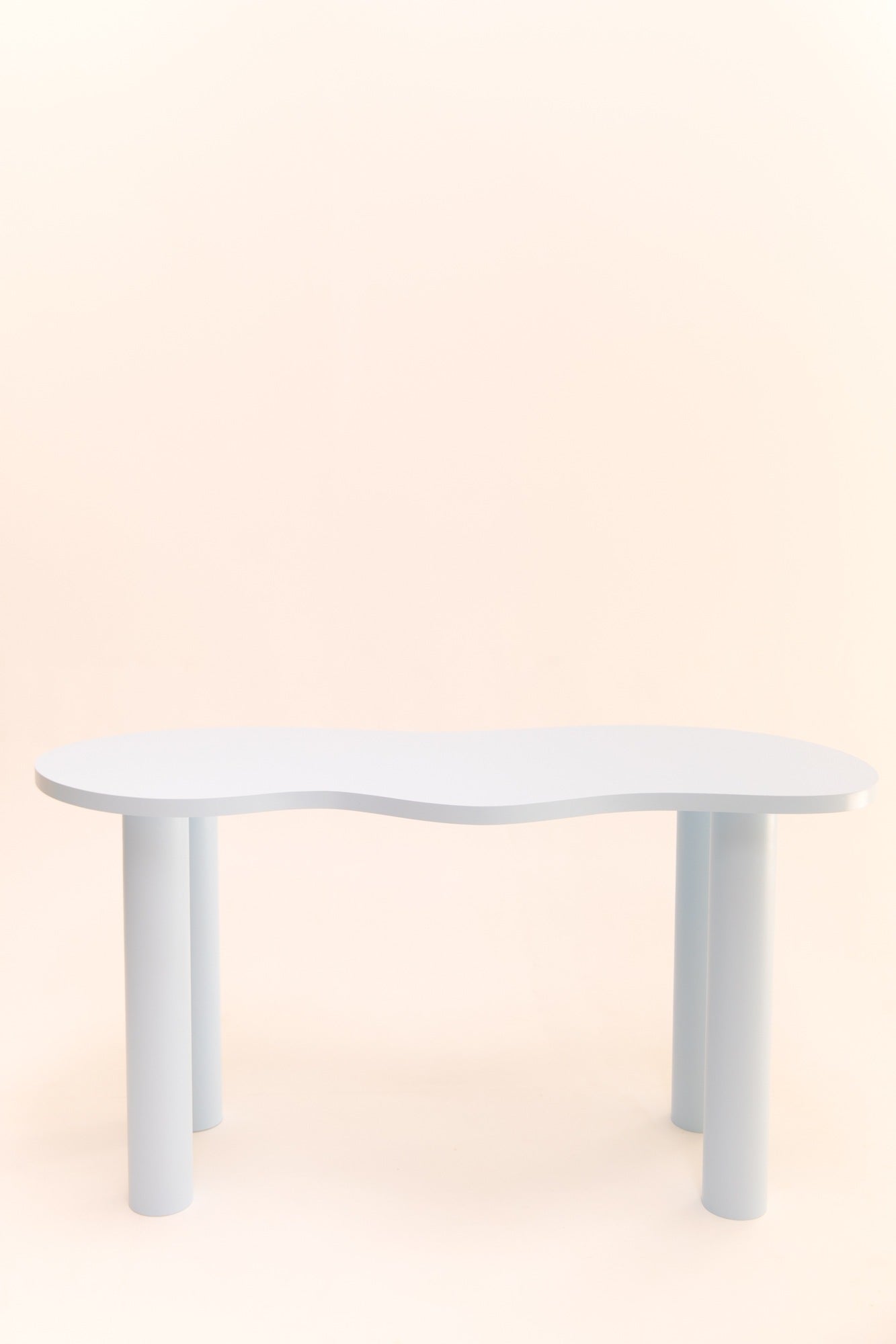 Petite table à manger HARICOT colorée