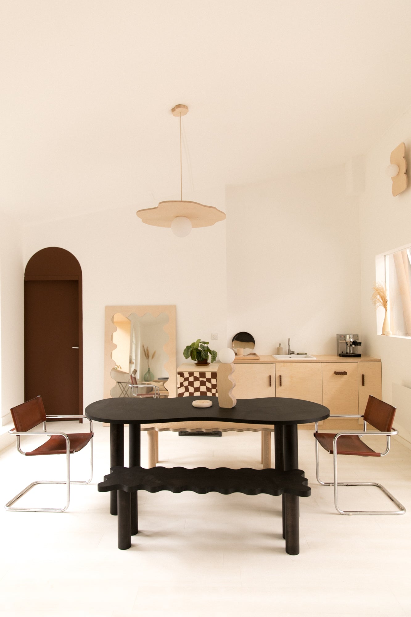 Table à manger HARICOT naturelle