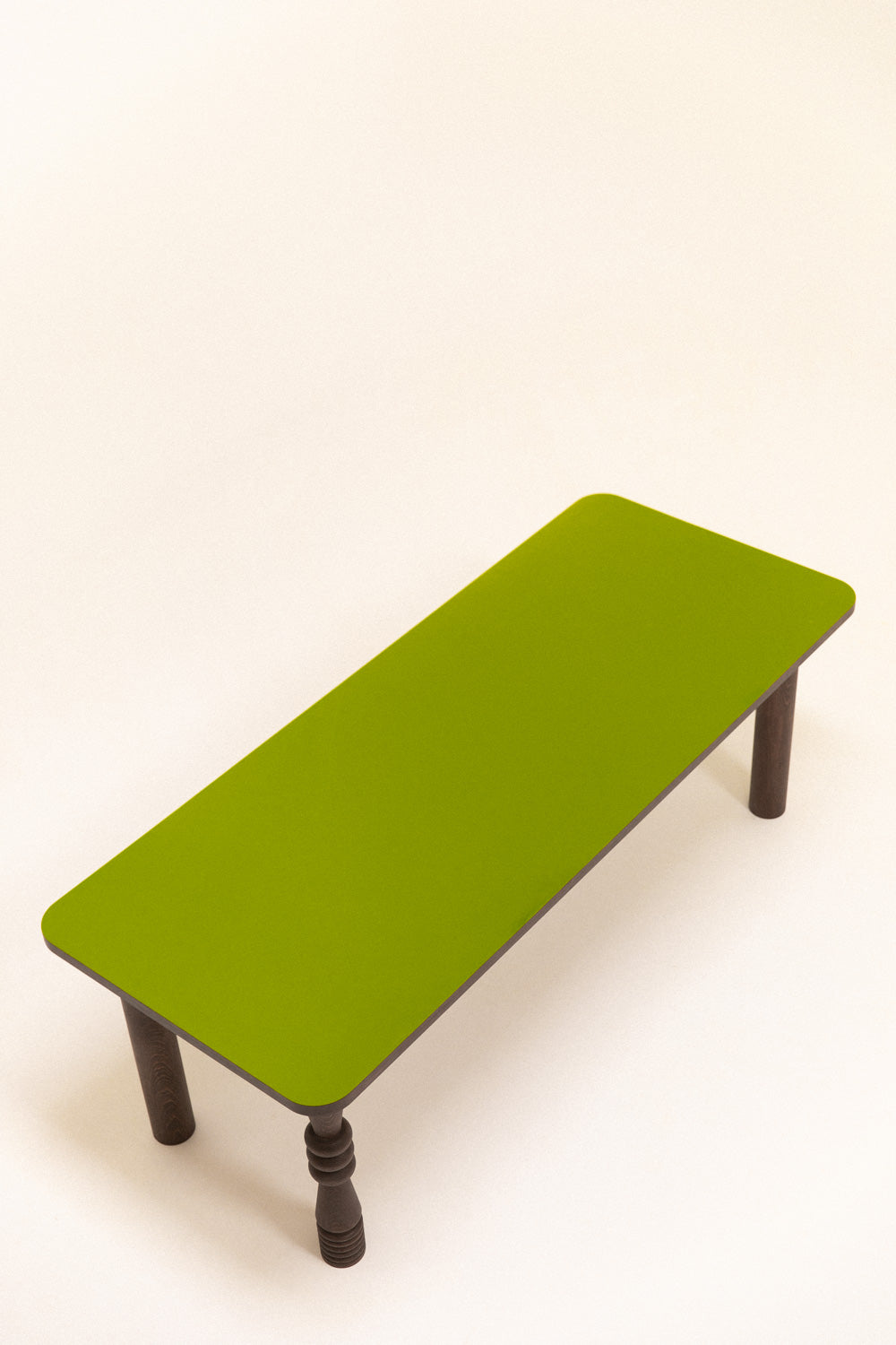 Table à manger SEQUOIA résine