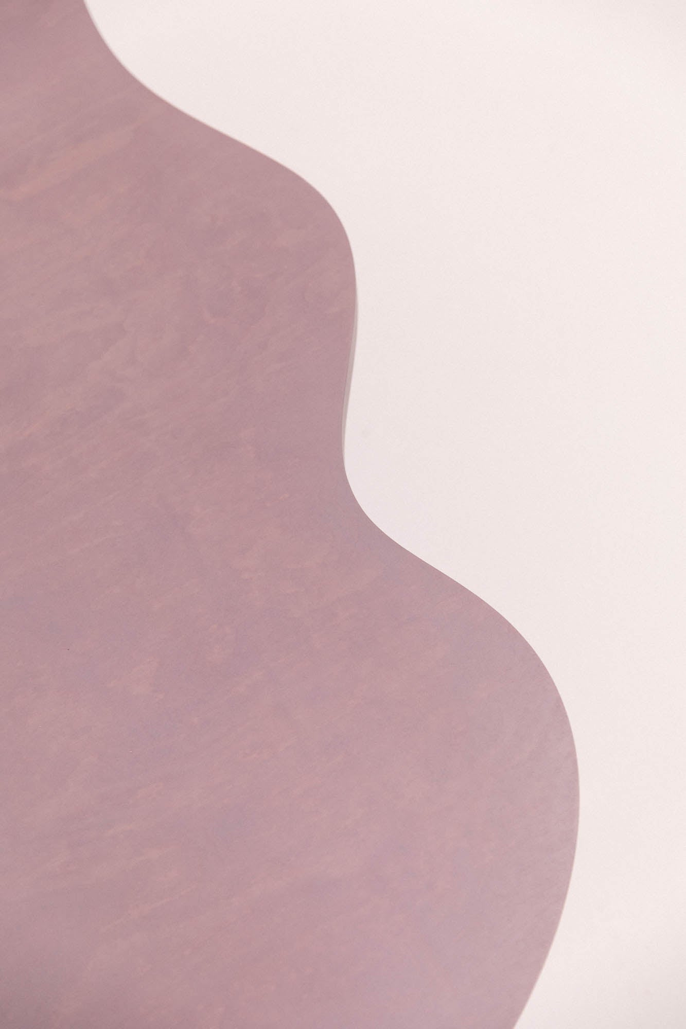 Petite table basse HARICOT colorée