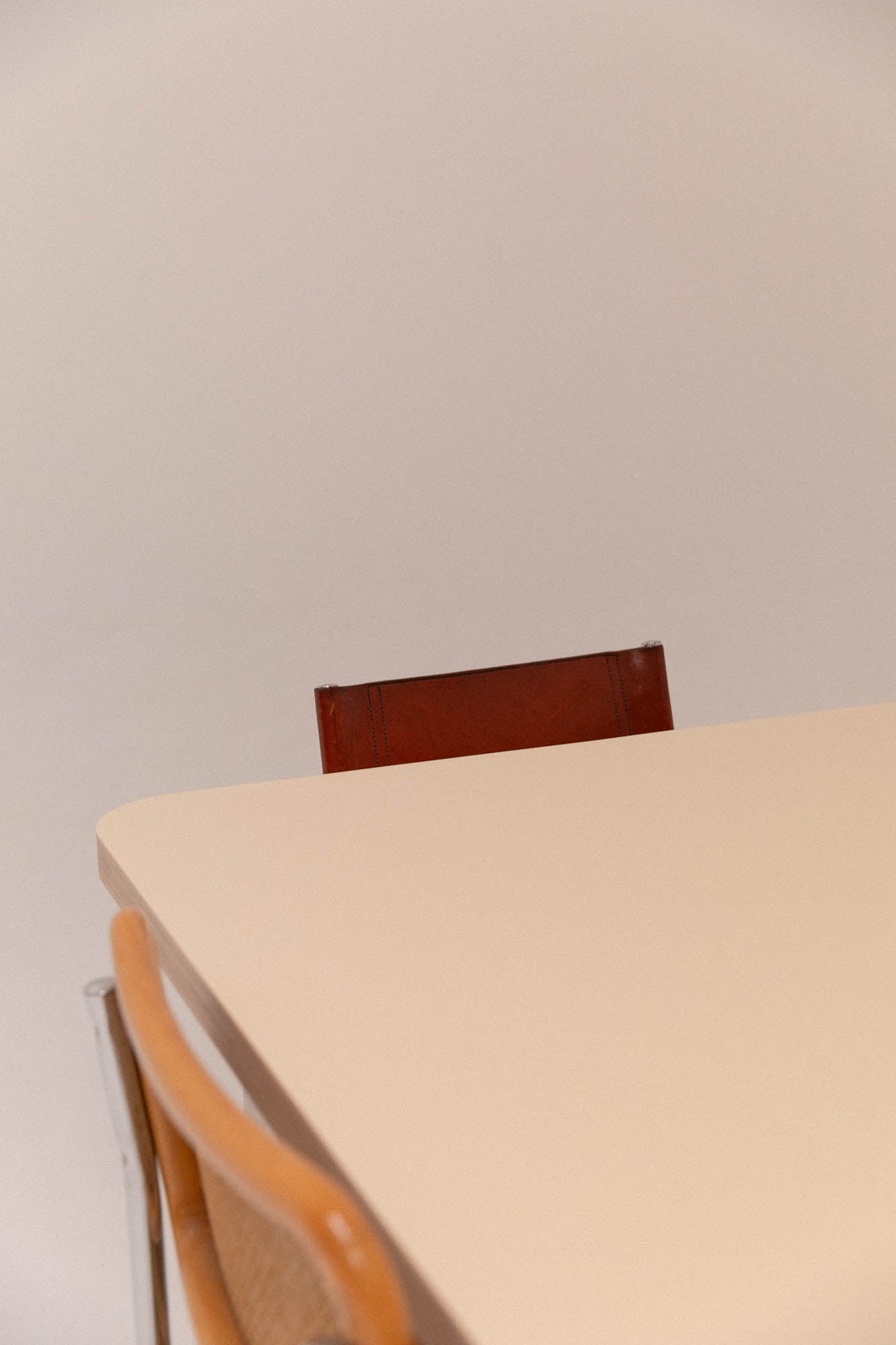 Table à manger SEQUOIA résine