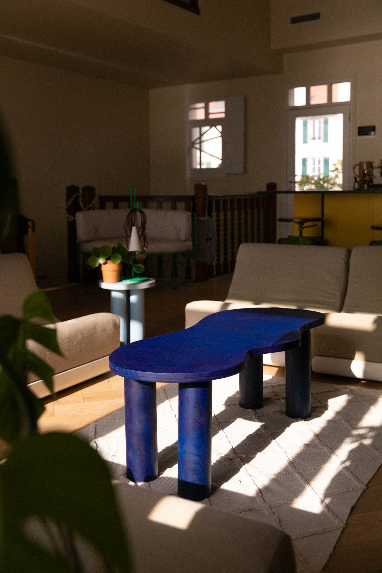 Table basse HARICOT colorée