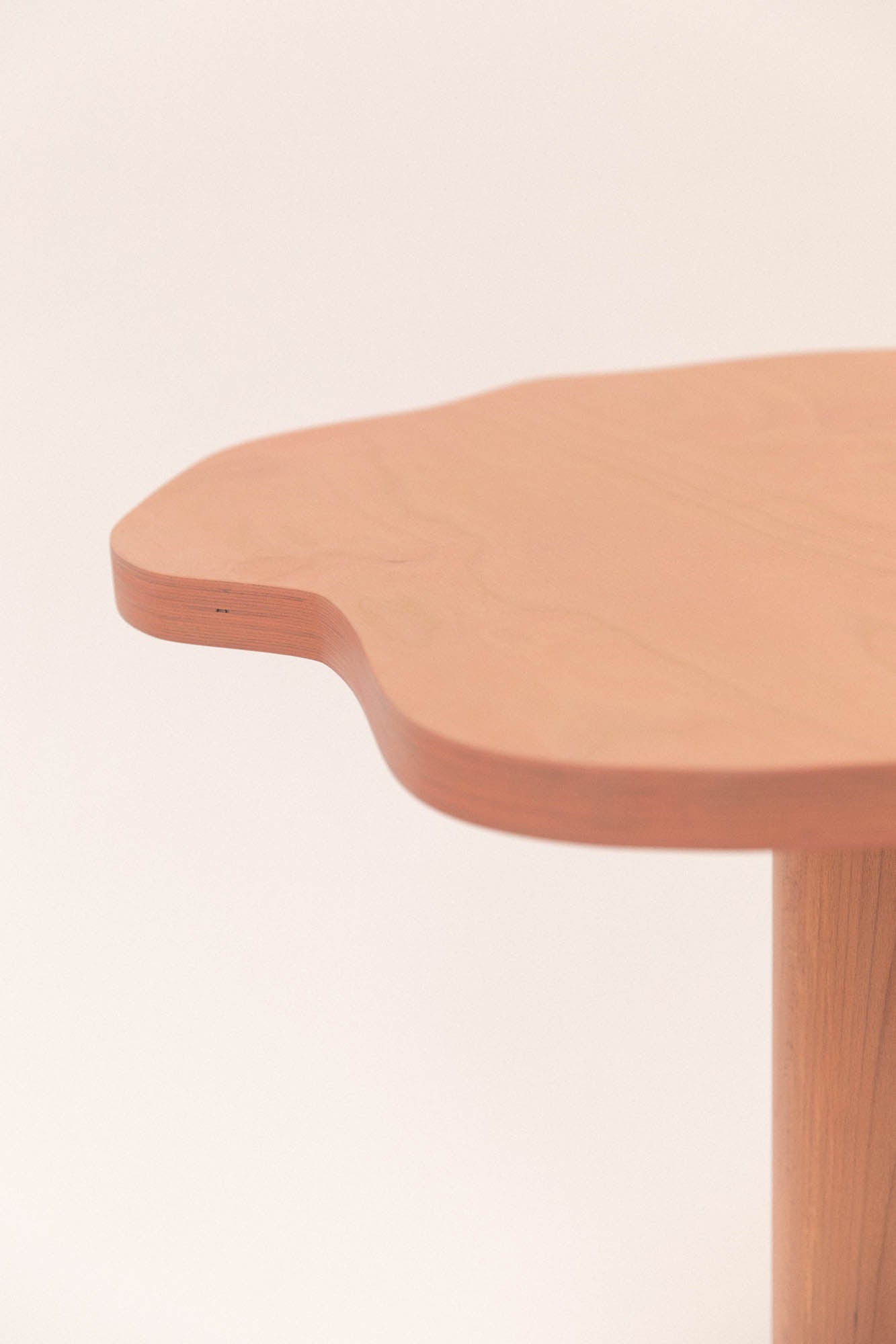 Table Bistrot NENUPHAR colorée