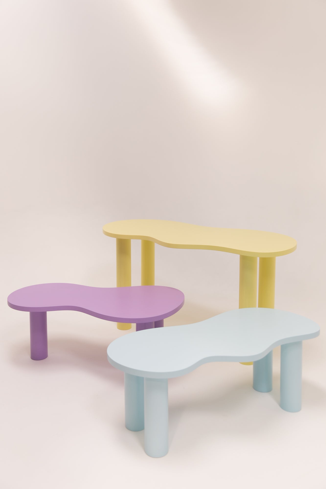 Table basse HARICOT colorée