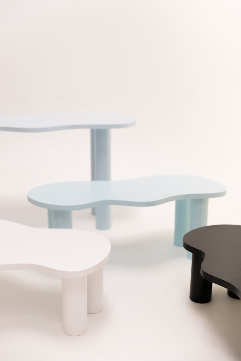 Table basse HARICOT colorée