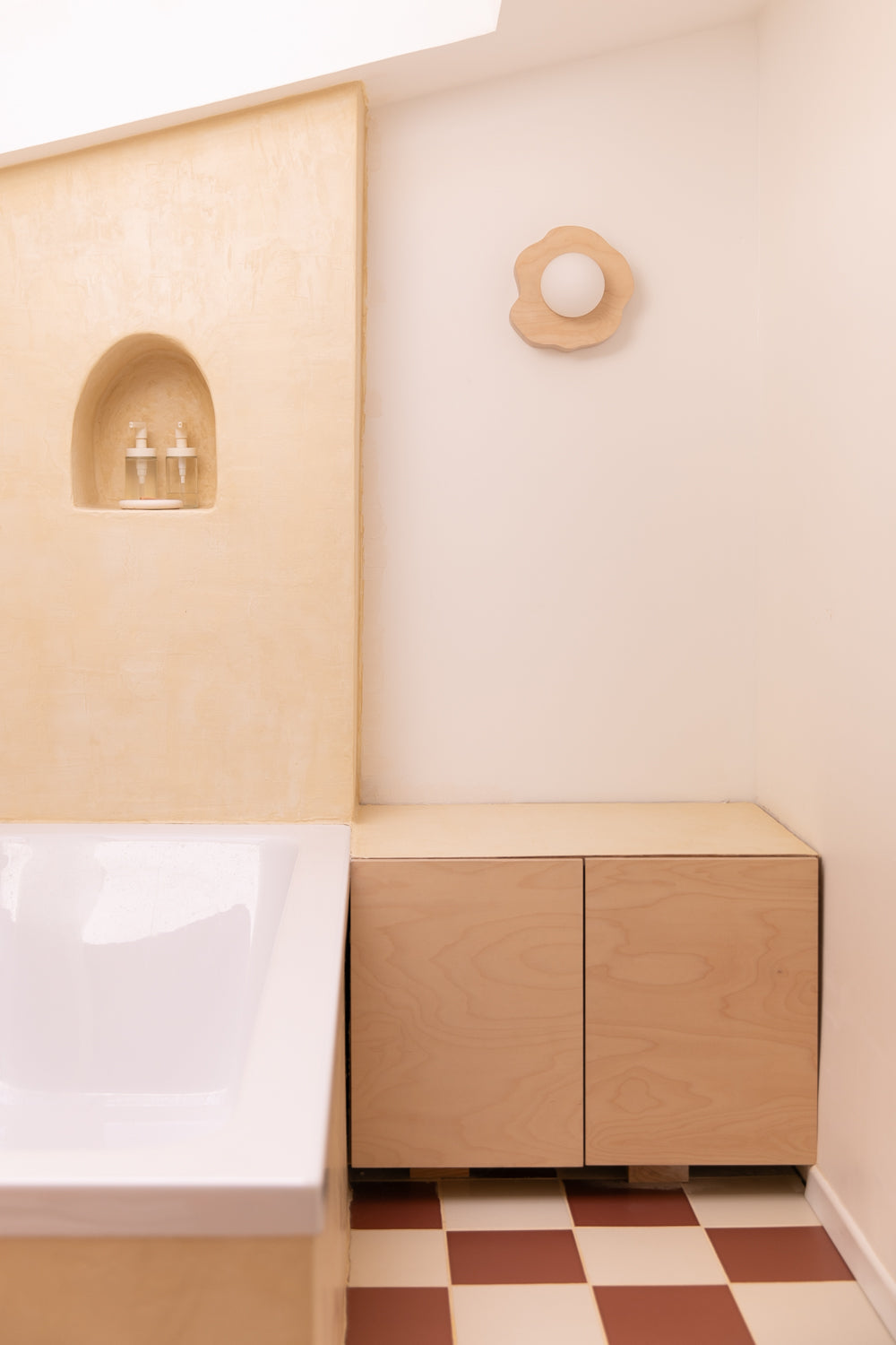 VOLUBILIS natural wall light