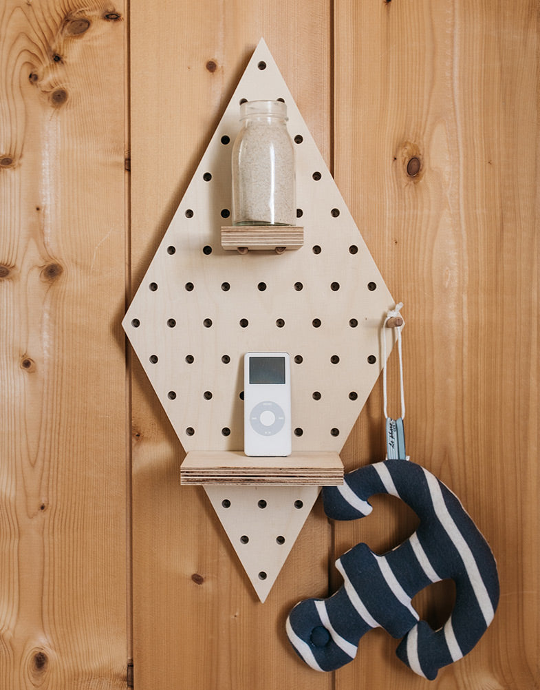 Imperfect diamond pegboard