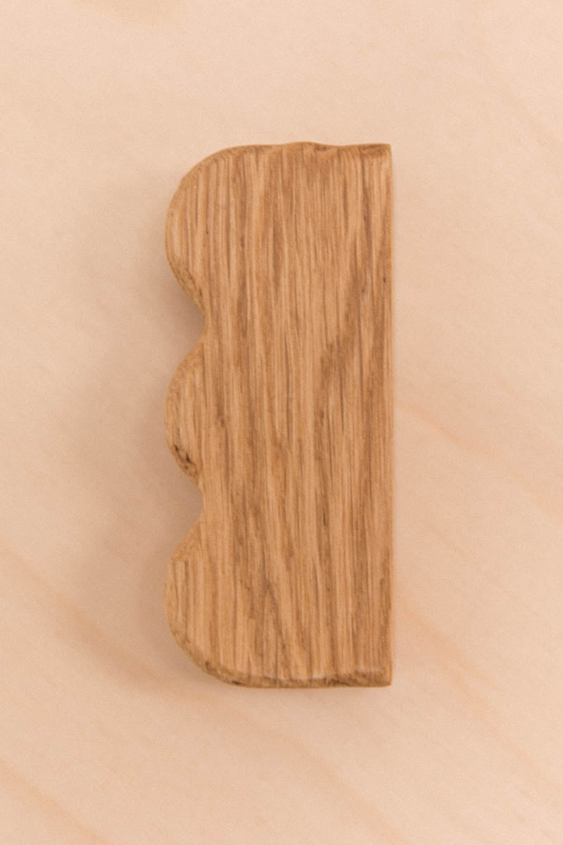 Bouton de meuble ondulé en chêne Imparfait