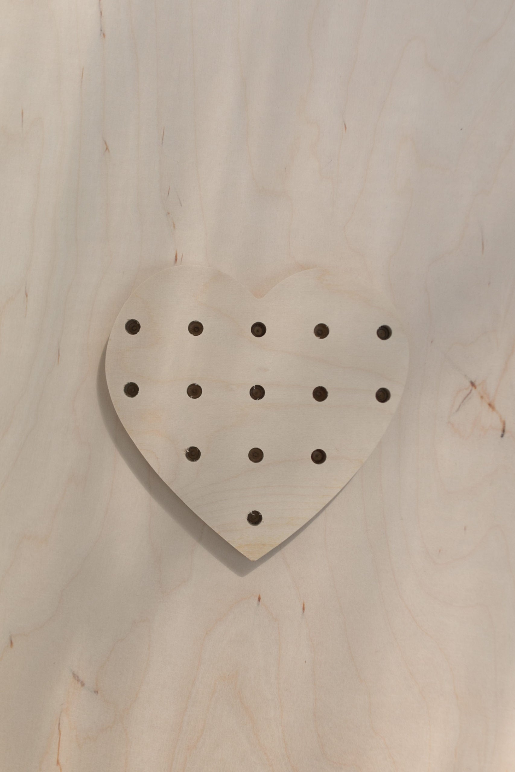 Pegboard little imperfect heart bis