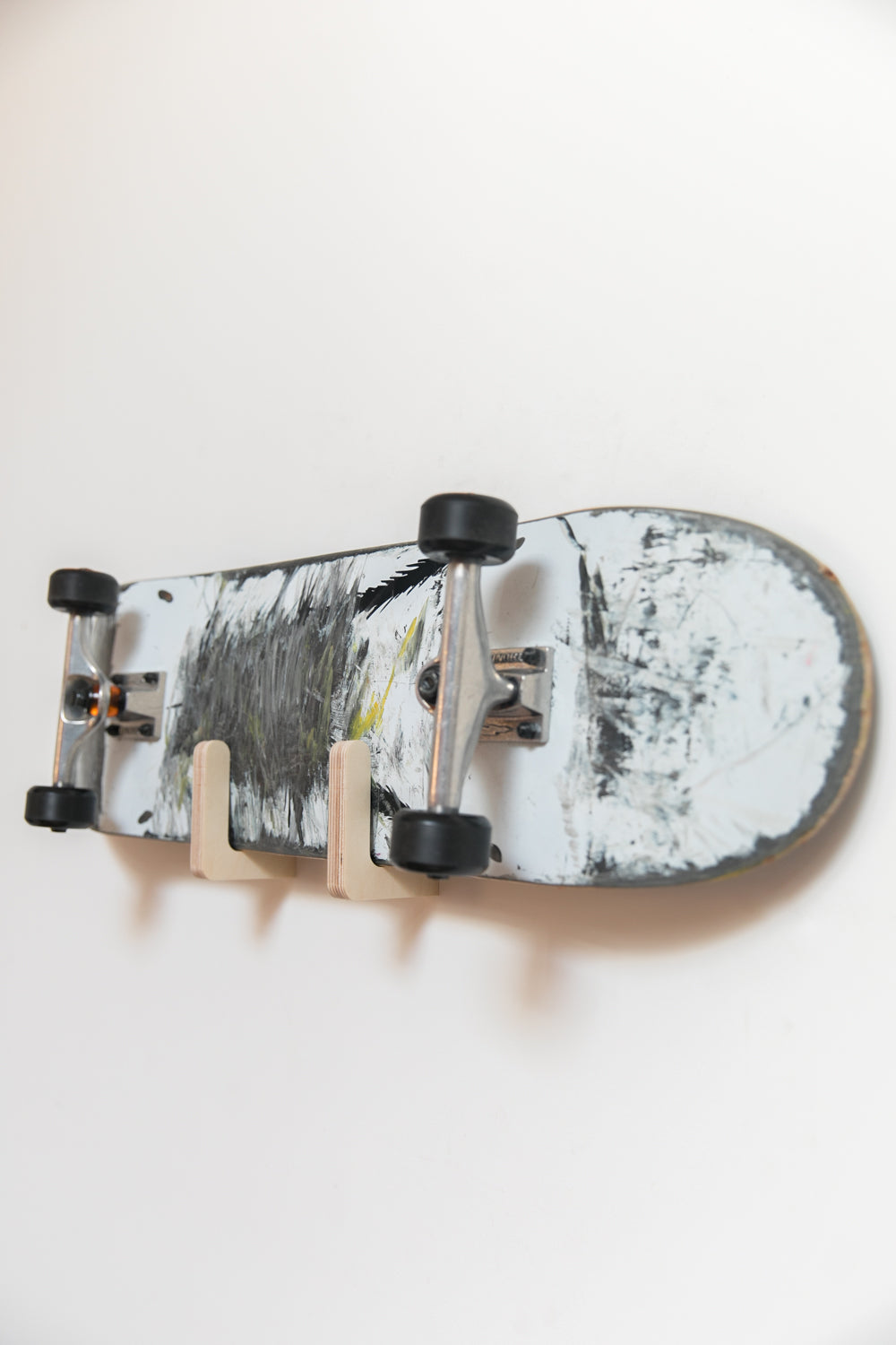 Supports pour skateboard ou snowboard en valchromat