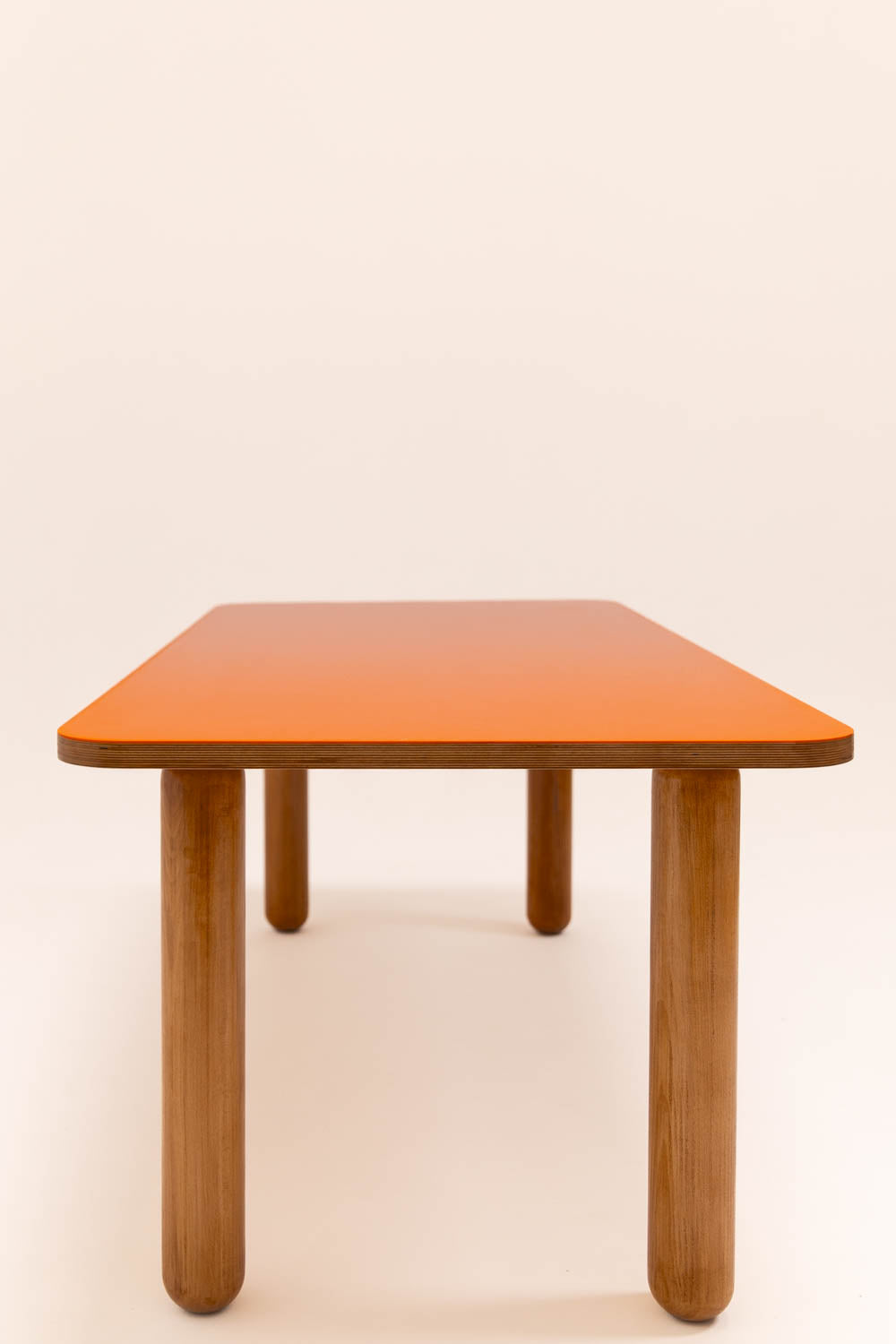 Table à manger SEQUOIA résine