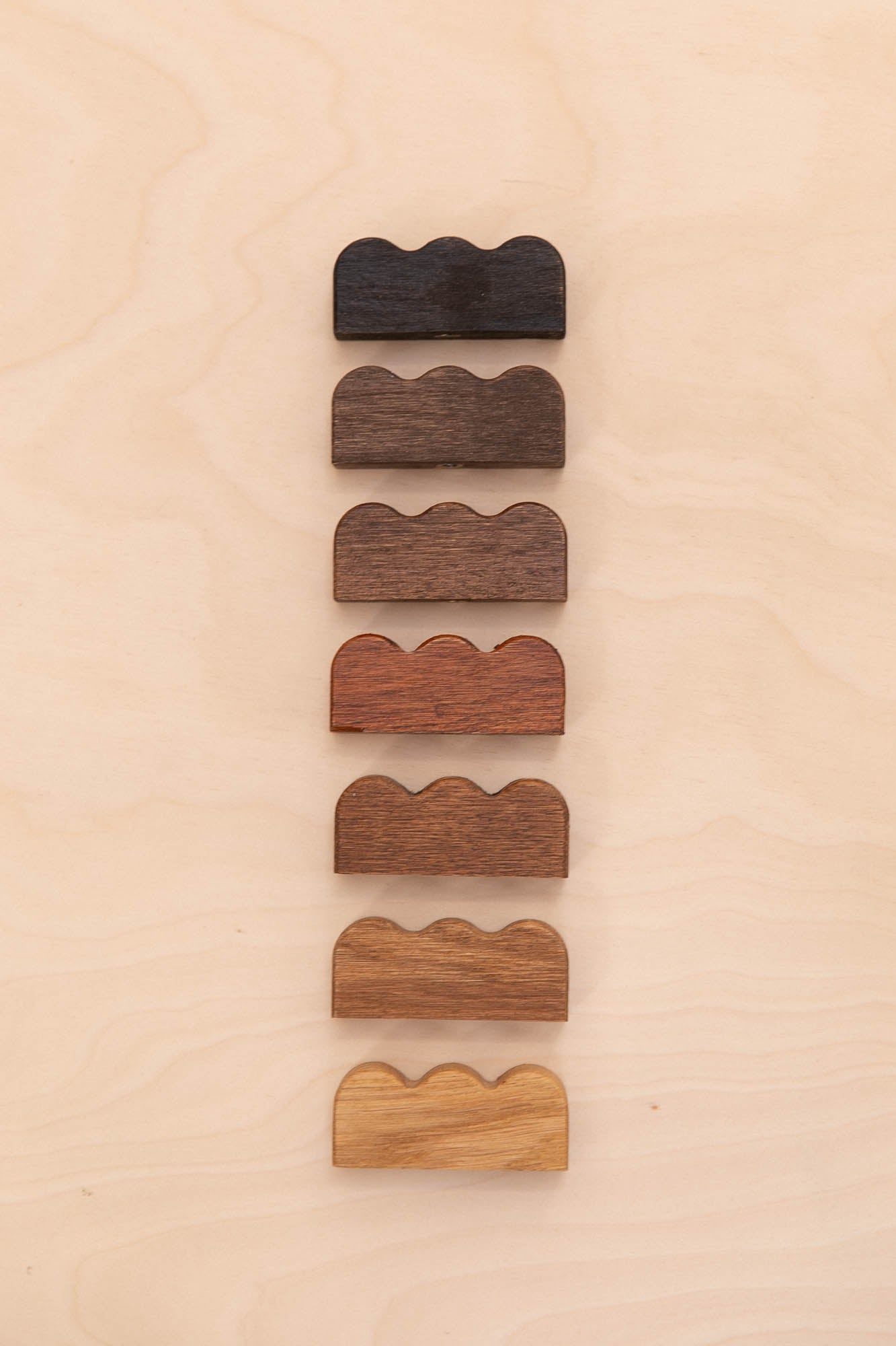 Wavy beech furniture knob