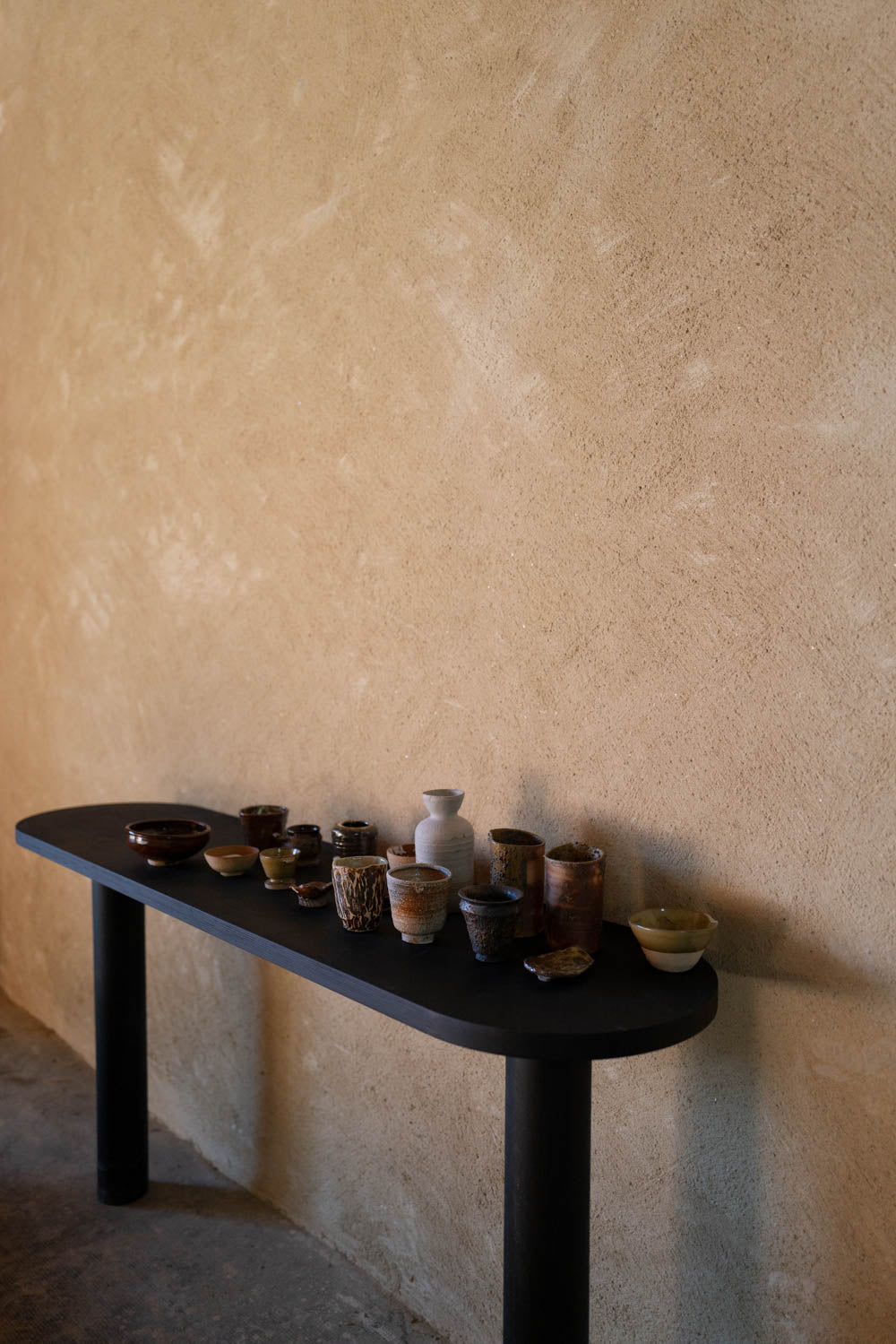 Grande console Nolina teintée noir