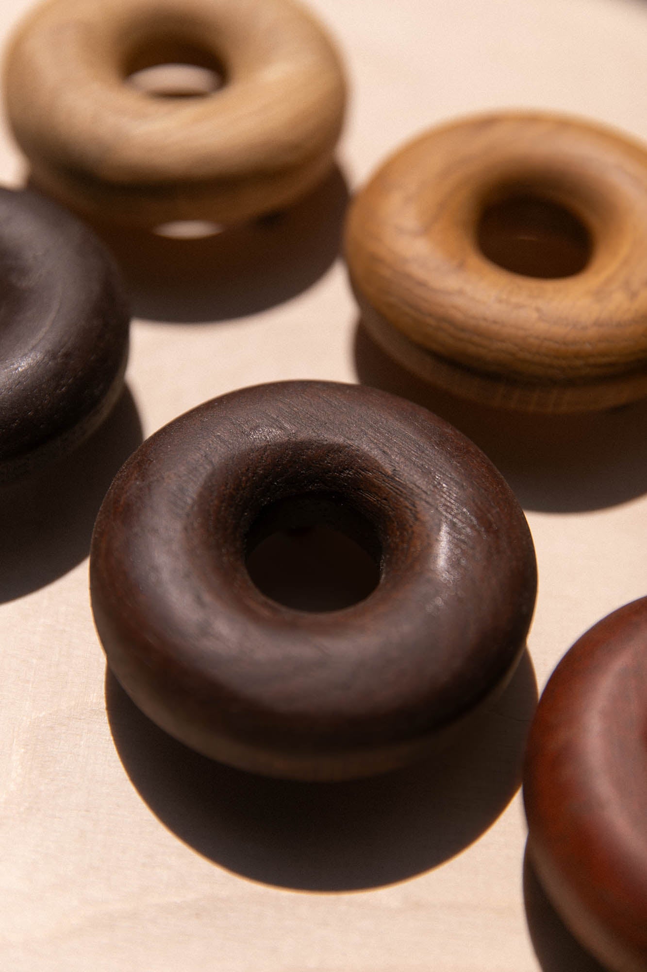 Poignées forme Donuts en chêne
