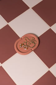 Oval shape pocket in jesmonite