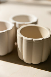 Jesmonite pot organic shape FLOWER